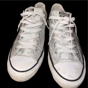 Women’s converse silver sparkle Sz 8